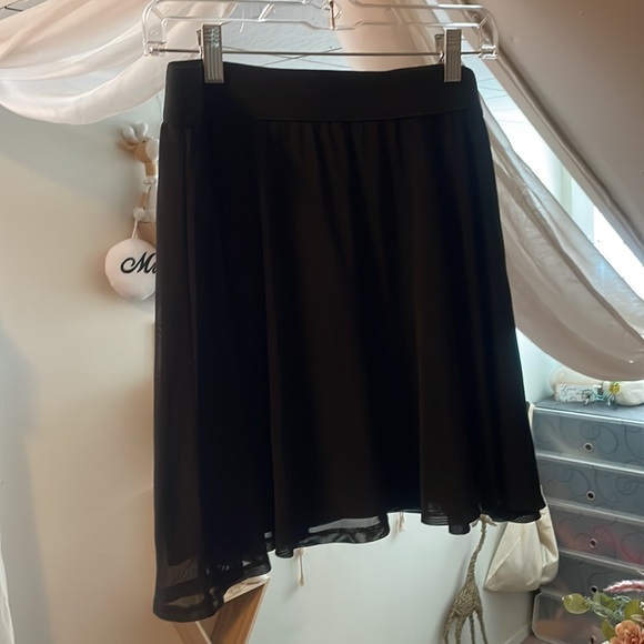 Joe Boxer black flowy/sheer A line elastic band skirt Size XL - Picture 2 of 5